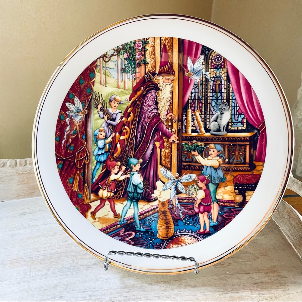 Royal Doulton Bone China “Spellbinder” Collector’s Decorative Plate